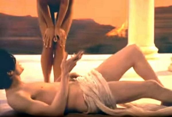 Lisa Marie Presley & Michael Jackson- clip You are not alone